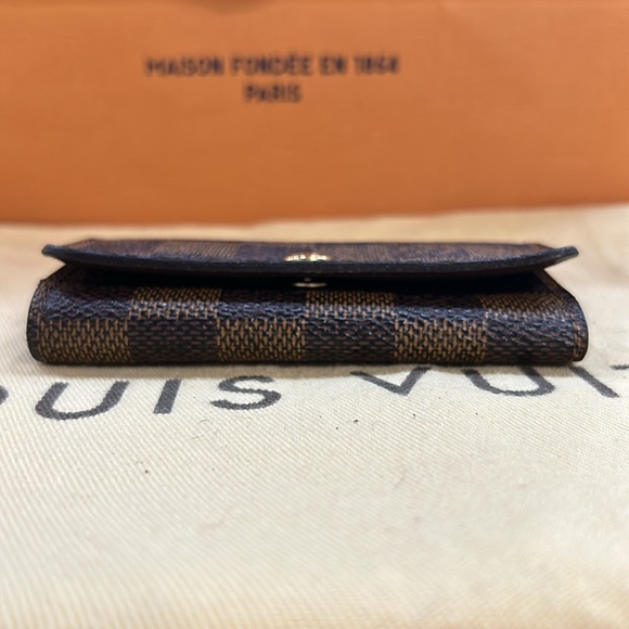 100% Authentic Louis Vuitton Damier Ebene 4 Key Cles - Picture 4 of 9